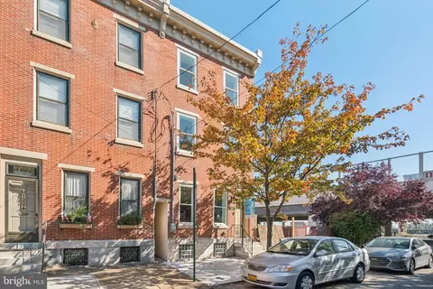 1023 E Palmer St, Philadelphia, PA 19125