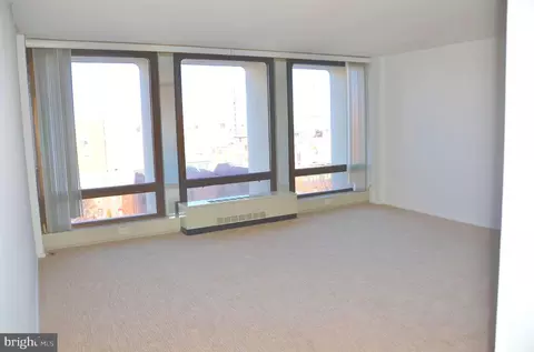 200 Locust St #6CN, Philadelphia, PA 19106