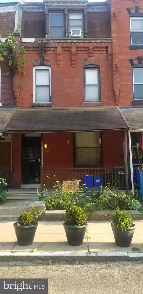 4020 Green St, Philadelphia, PA 19104