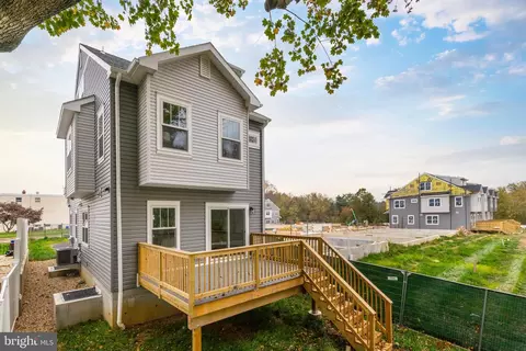 3617 Golfview Ln, Philadelphia, PA 19114