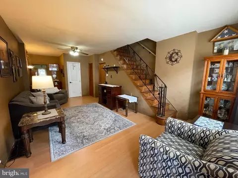 243 Wilder St, Philadelphia, PA 19147