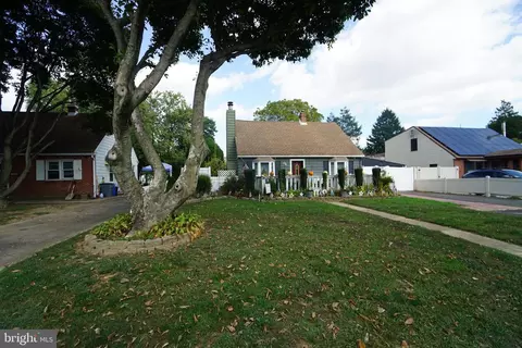 2621 Southampton Rd, Philadelphia, PA 19116
