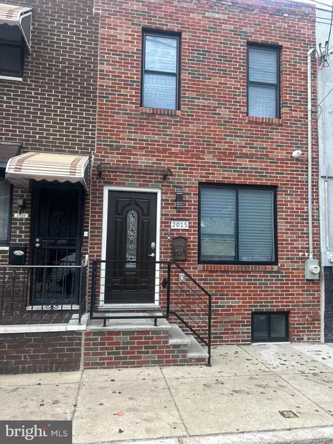 2015 Manton St, Philadelphia, PA 19146