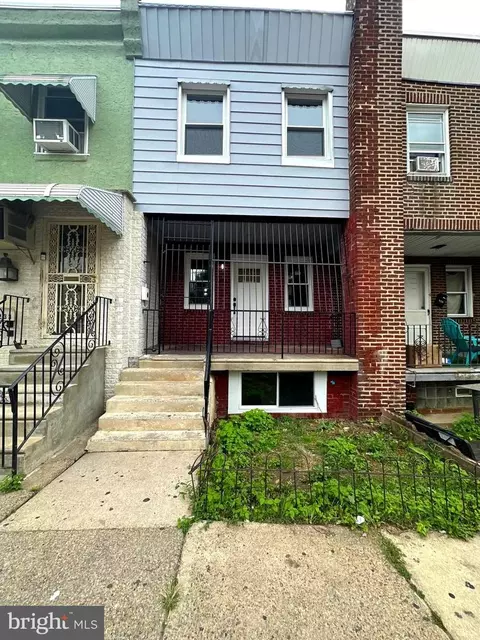 5231 Hawthorne St, Philadelphia, PA 19124