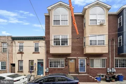 1039 S Dorrance St, Philadelphia, PA 19146