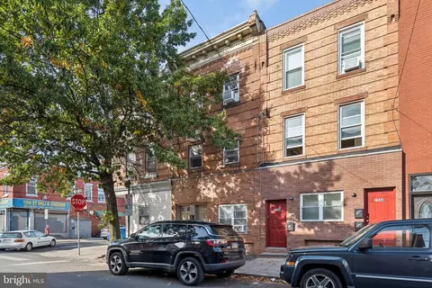 1946 S 10th St, Philadelphia, PA 19148
