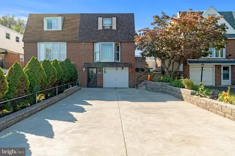 9314 Lansford St, Philadelphia, PA 19114