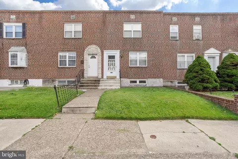 7134 Dorel St, Philadelphia, PA 19153