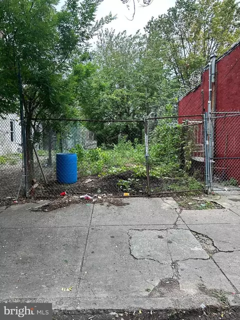 112 E Cumberland St, Philadelphia, PA 19125