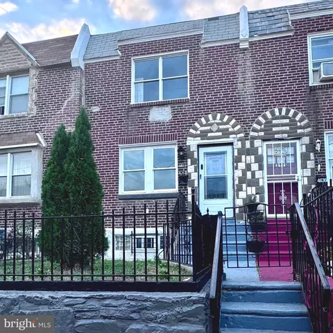 4634 Weymouth St, Philadelphia, PA 19120