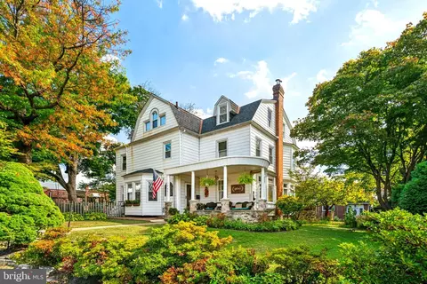 501 Hoffnagle St, Philadelphia, PA 19111