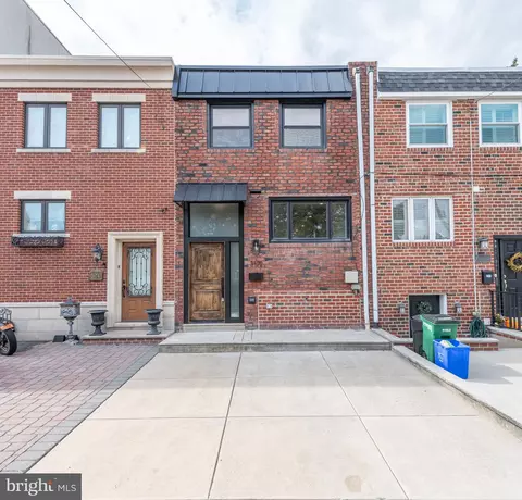 3172 S 18th St, Philadelphia, PA 19145