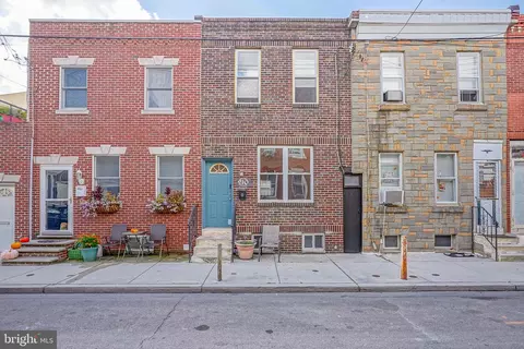 210 Watkins St, Philadelphia, PA 19148