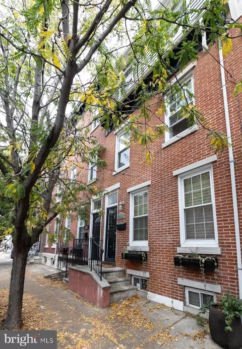 2009 Catharine St, Philadelphia, PA 19146