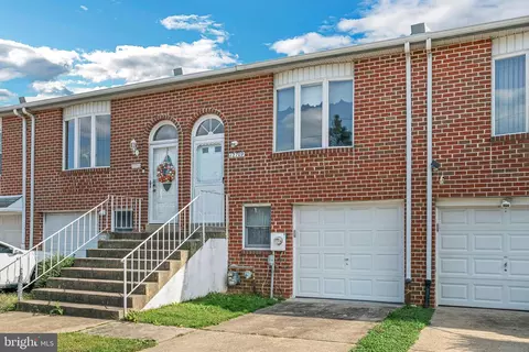12709 Verda Dr, Philadelphia, PA 19154
