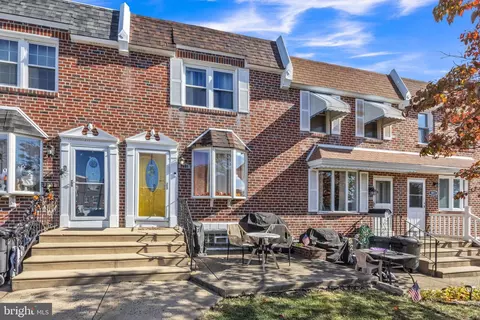 3009 Tremont St, Philadelphia, PA 19136