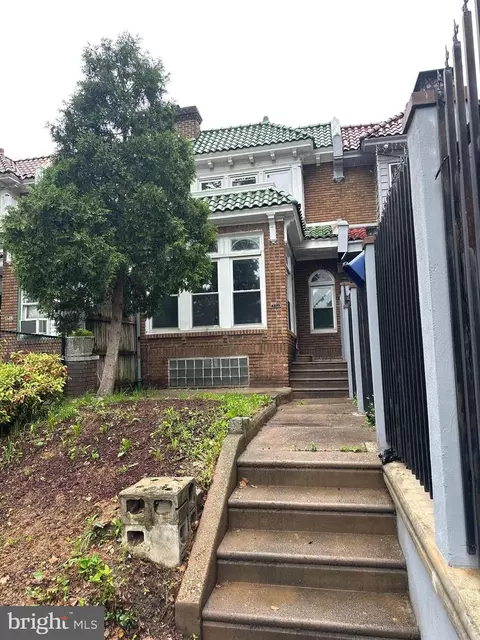 351 E Roosevelt Blvd, Philadelphia, PA 19120