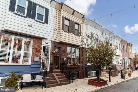 142 Roseberry St, Philadelphia, PA 19148