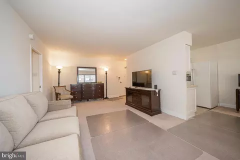 1900 34 John F Kennedy Blvd #805-807, Philadelphia, PA 19103