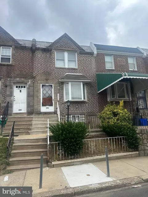 4430 Vista St, Philadelphia, PA 19136