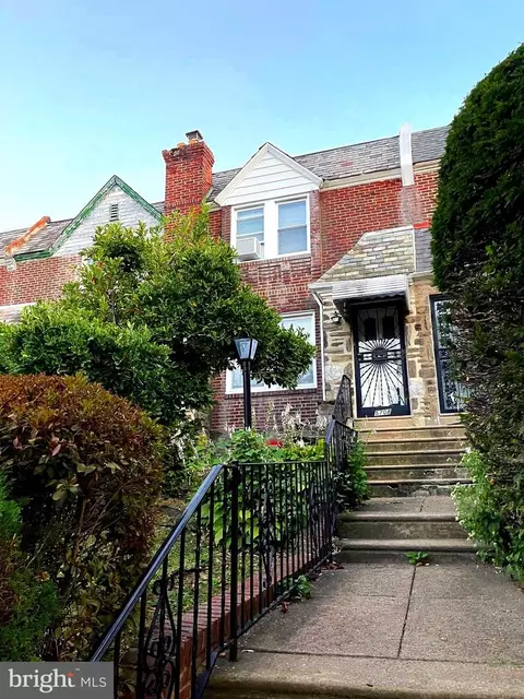 5708 Nassau Rd, Philadelphia, PA 19131