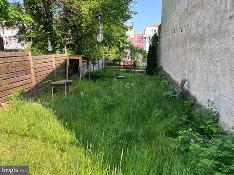 343 W Duval St, Philadelphia, PA 19144