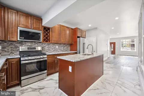5112 Tulip St, Philadelphia, PA 19124