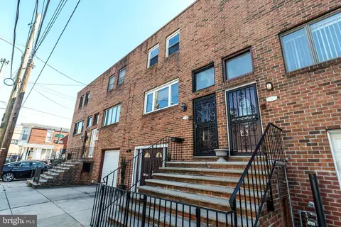 1104 Moore St, Philadelphia, PA 19148