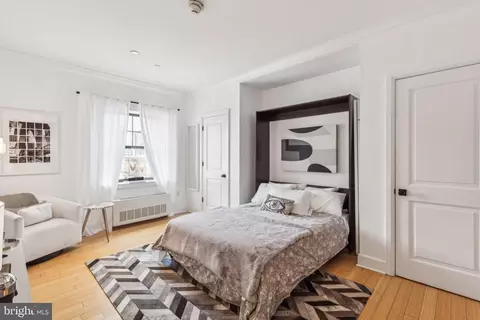 1701 15 Locust St #2106, Philadelphia, PA 19103