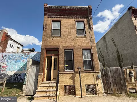 2041 E Cambria St, Philadelphia, PA 19134