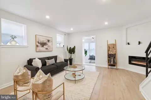 5501 Warrington Ave, Philadelphia, PA 19143