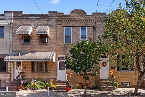 1833 S Mole St, Philadelphia, PA 19145