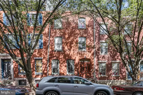 1715 Wallace St #301, Philadelphia, PA 19130