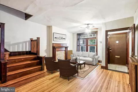 5138 Locust St, Philadelphia, PA 19139