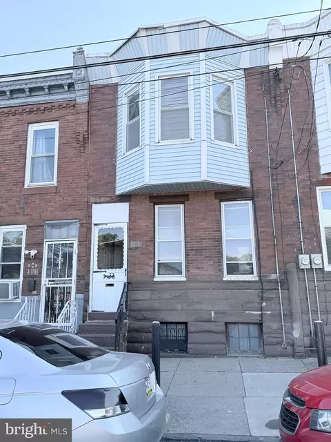166 W Ontario St, Philadelphia, PA 19140