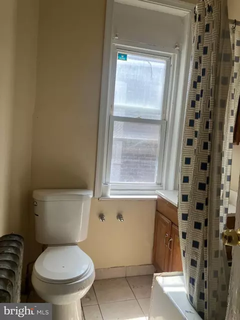 854 E Thayer St, Philadelphia, PA 19134