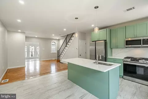 5916 Windsor Ave, Philadelphia, PA 19143