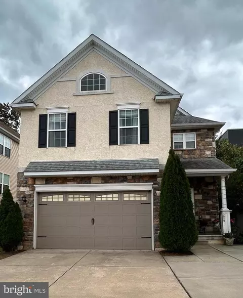 3510 Glenn St, Philadelphia, PA 19114