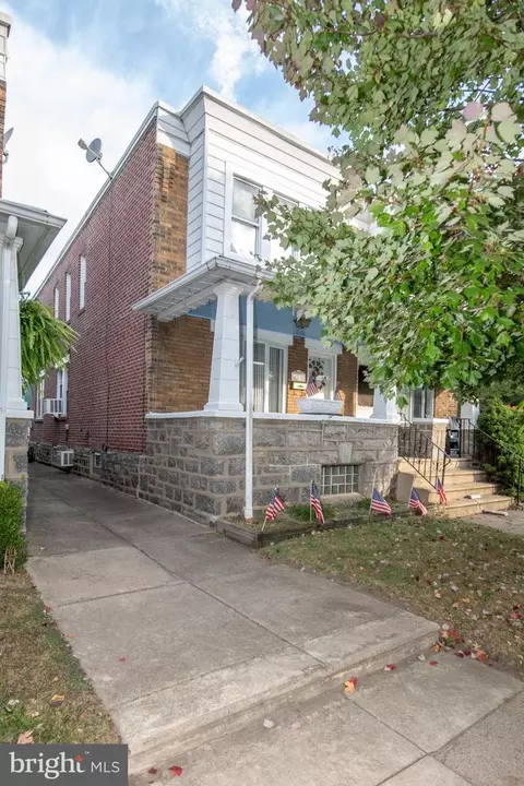 4338 Salmon St, Philadelphia, PA 19137