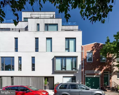 2531 Pine St, Philadelphia, PA 19103