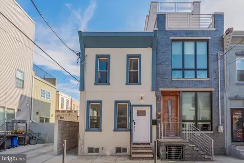 2110 Mountain St, Philadelphia, PA 19145