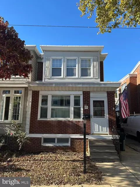 7022 Walker St, Philadelphia, PA 19135