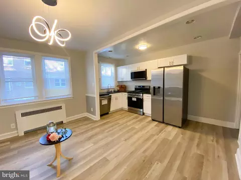 1077 Alcott St, Philadelphia, PA 19149
