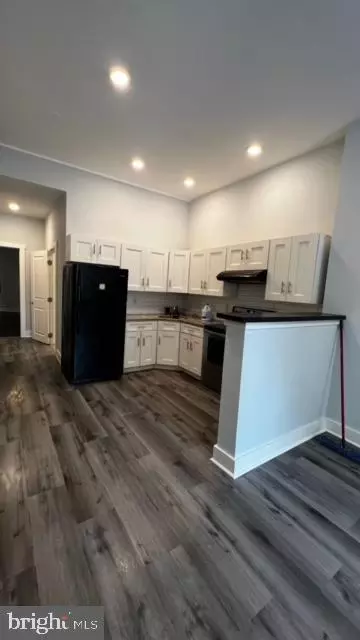 2018 N 18th St, Philadelphia, PA 19121