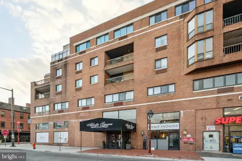 200 10 Lombard St #805, Philadelphia, PA 19147
