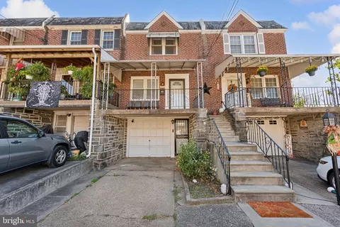 210 Lauriston St, Philadelphia, PA 19128