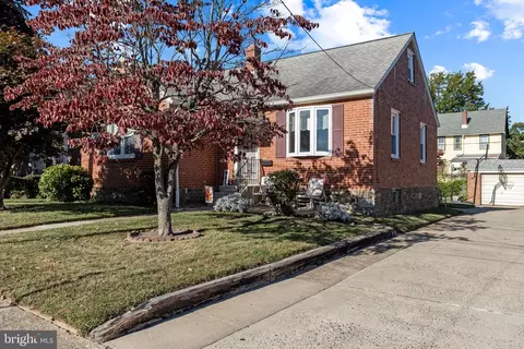 515 Emerson St, Philadelphia, PA 19111