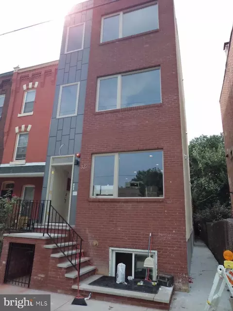 332 N 41st St, Philadelphia, PA 19104