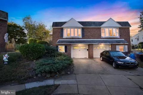 420 Avon Pl, Philadelphia, PA 19116