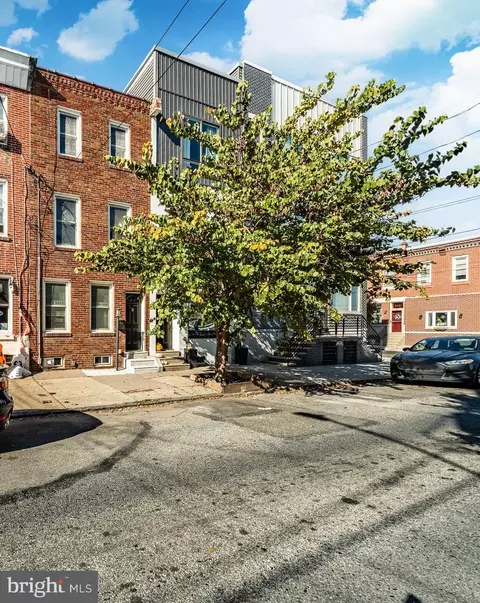 2530 Gaul St, Philadelphia, PA 19125